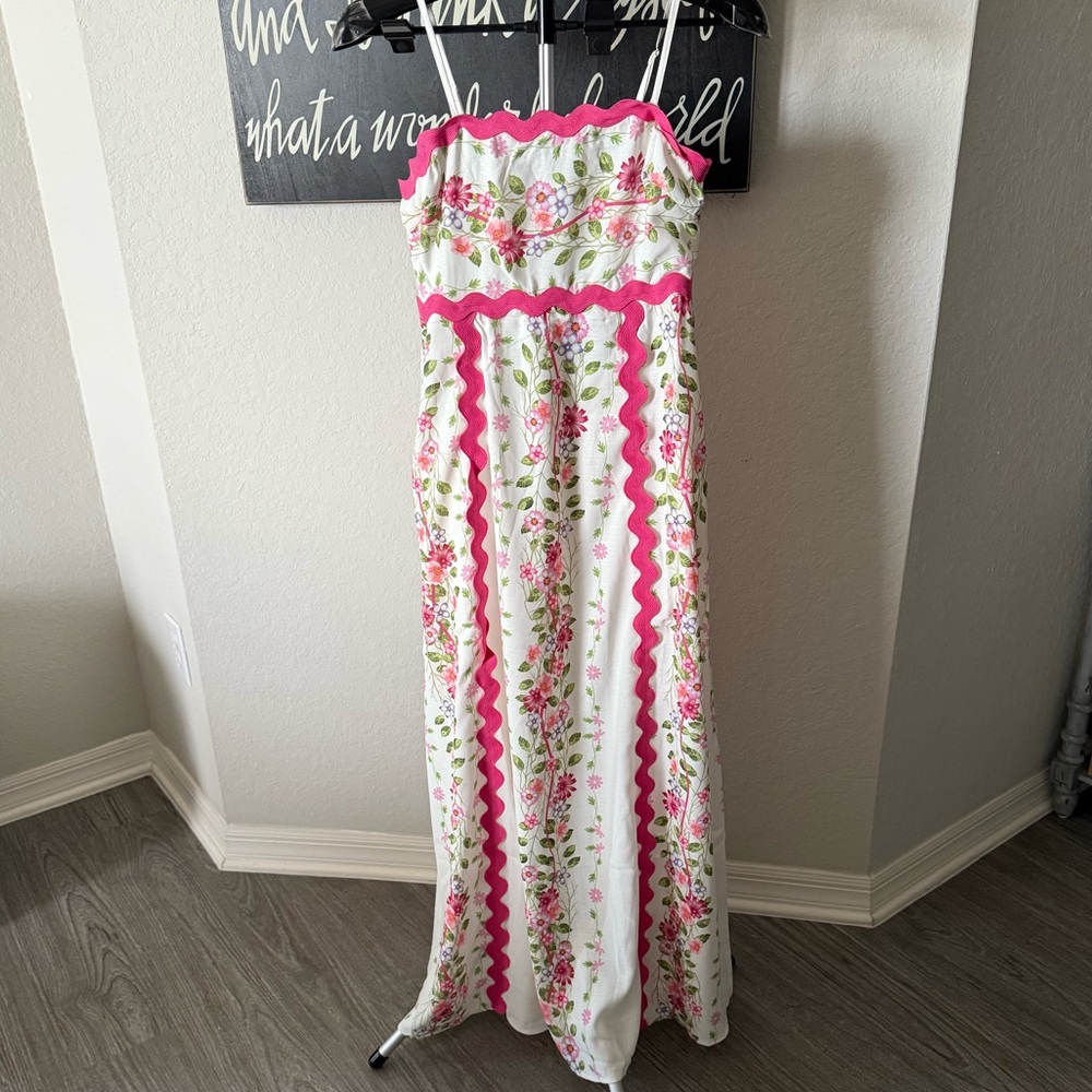 Mainstrip Floral Maxi Dress NWT